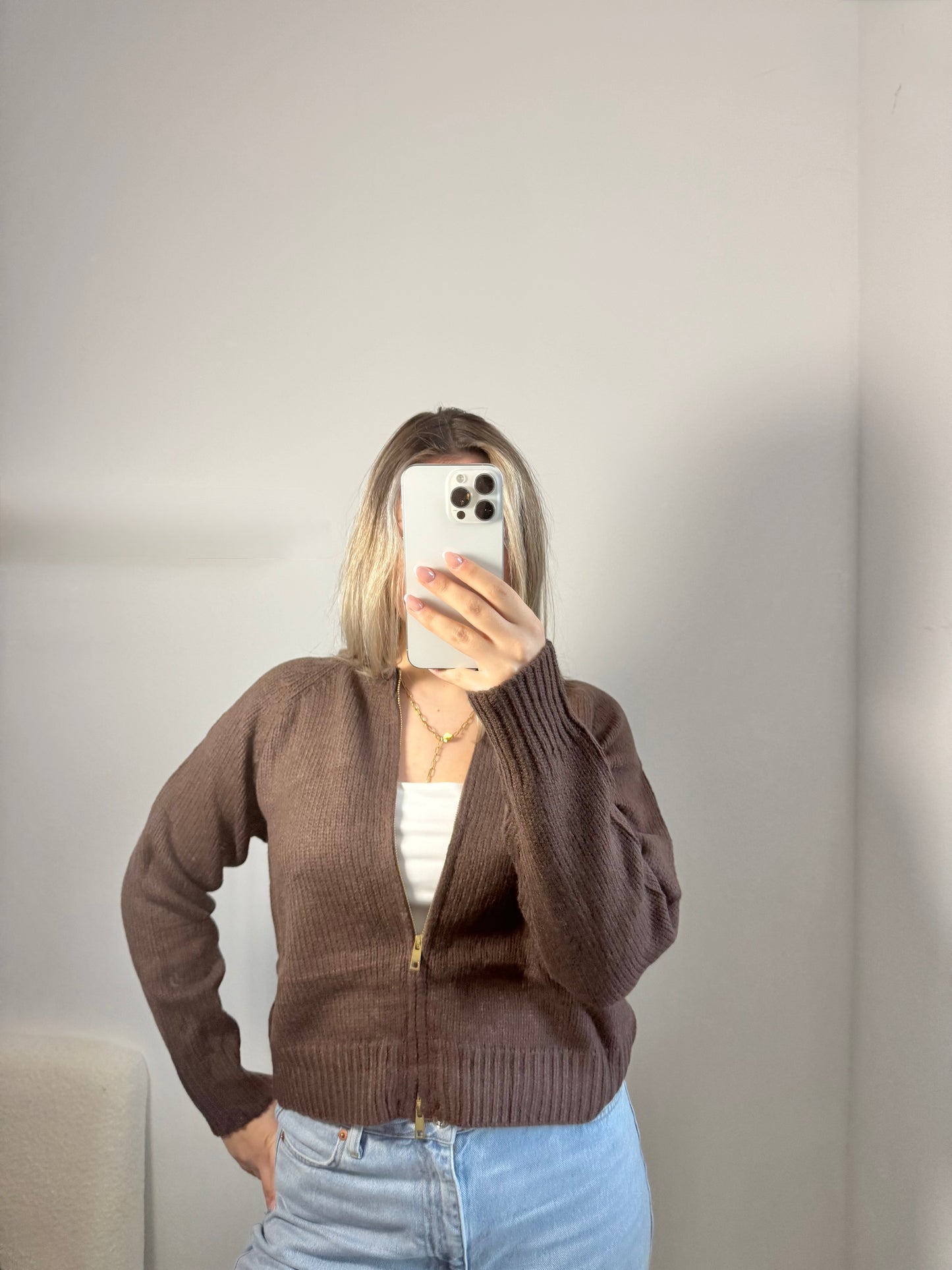Strickjacke mit Reißverschluss braun