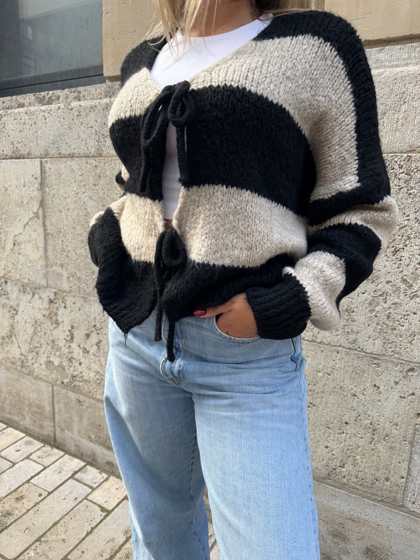 Strickjacke beige schwarz gestreift