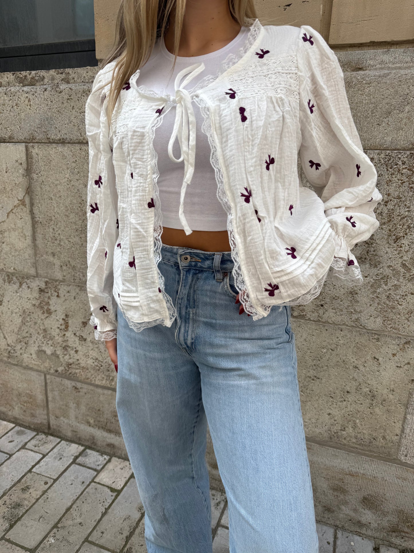 Bluse mit Schleifen bordeaux