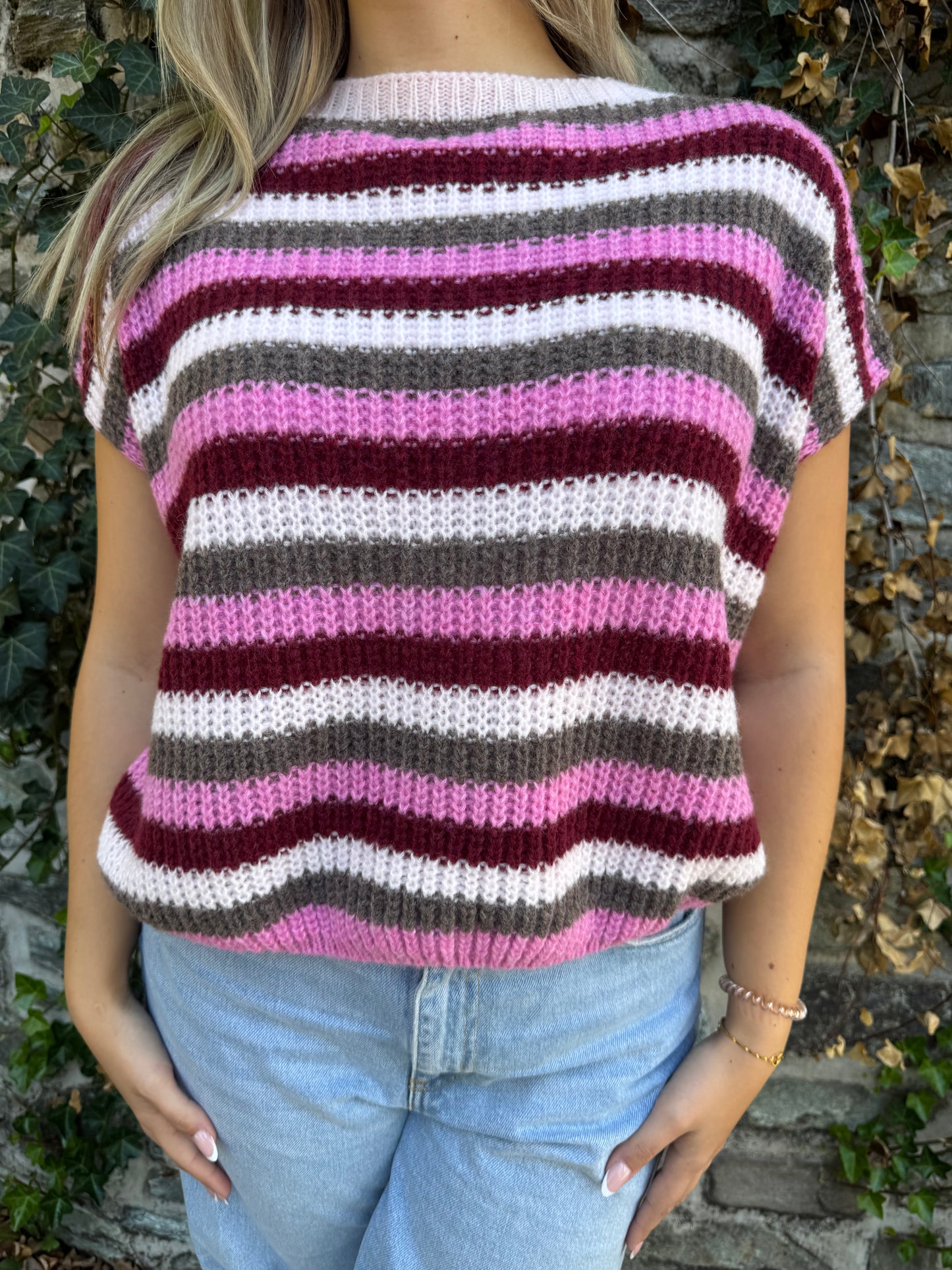 Kurzarm Pullover beere gestreift