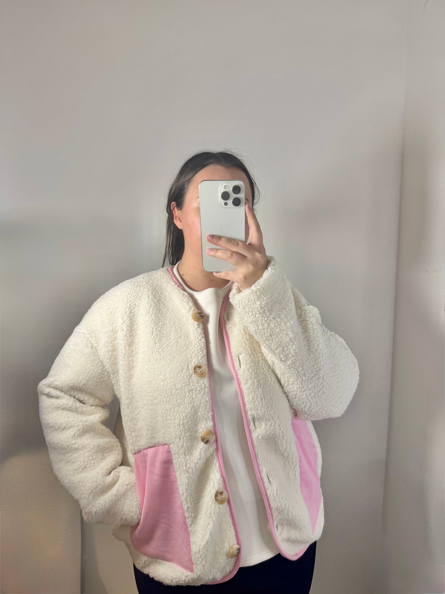 Teddyjacke mit Taschen creme/rosa