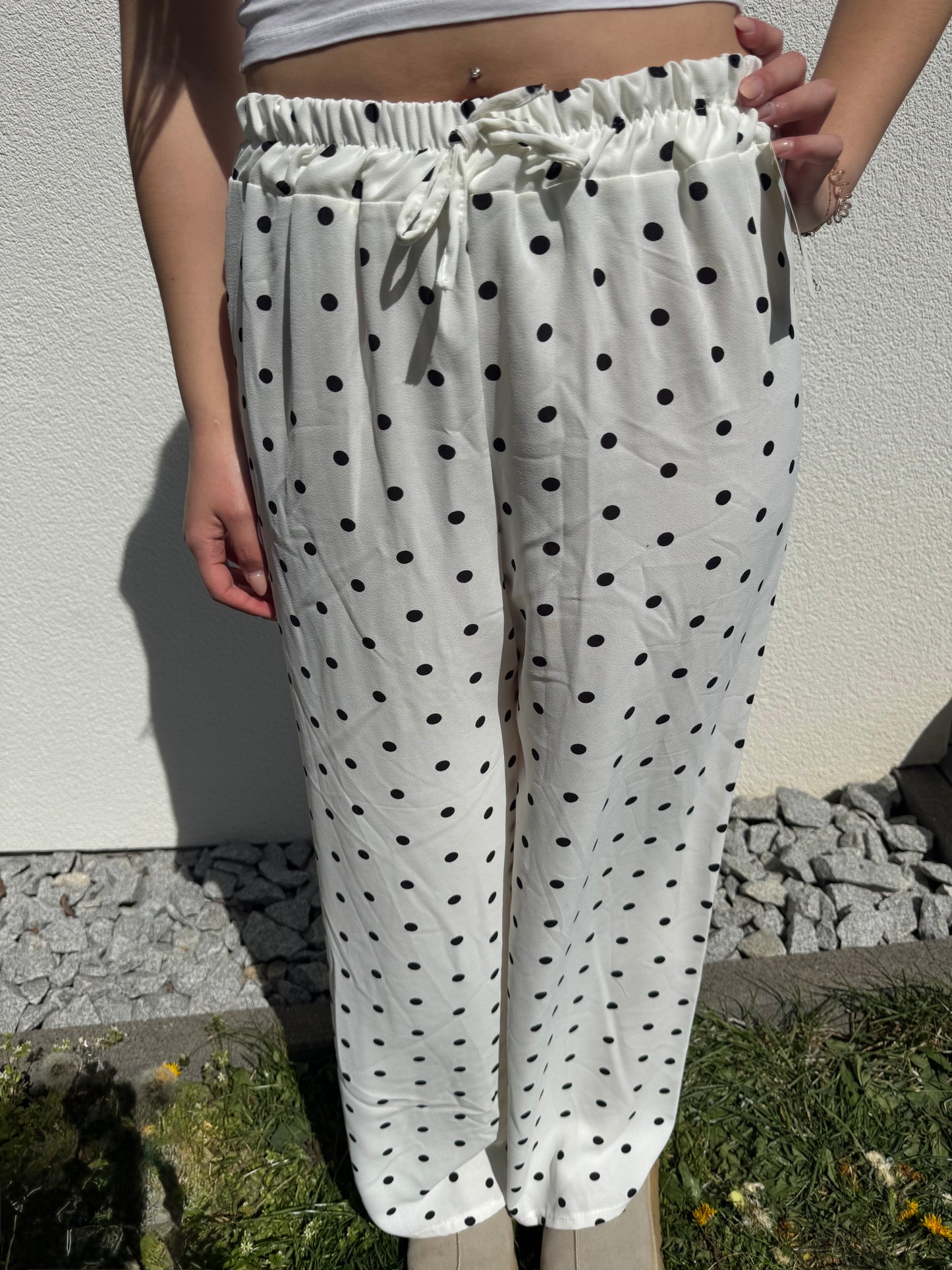 Plissierte Hose Polka Dots weiß