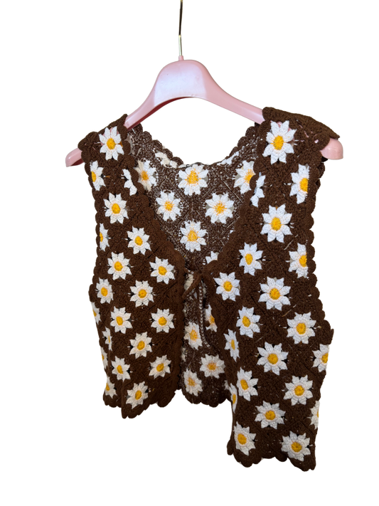 Braune Weste Gänseblümchen