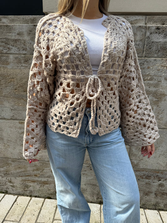 Strickjacke crochet taupe