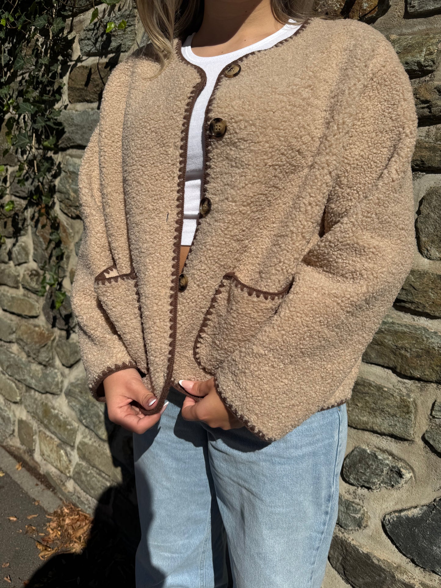 Teddyjacke beige mit Nähten