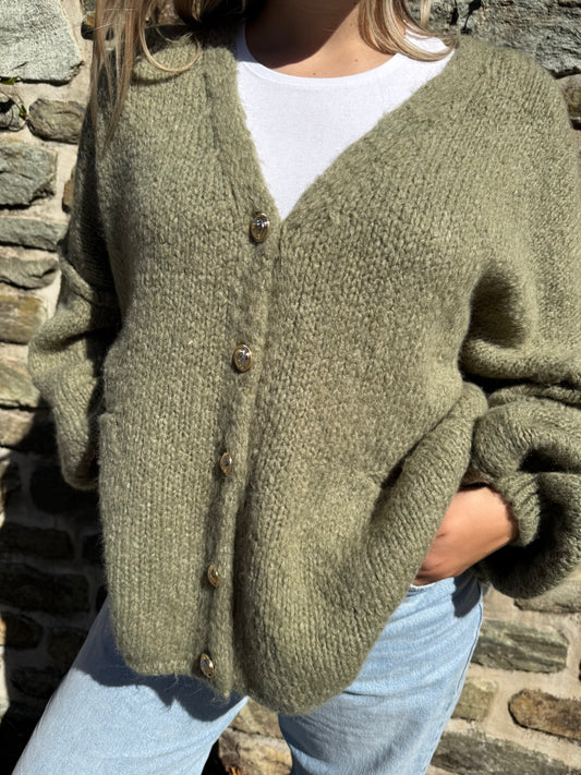 kuschelige Strickjacke mit V-Ausschnitt khaki