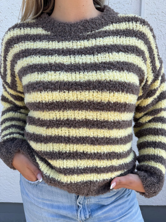 Boucle Pullover braun gelb