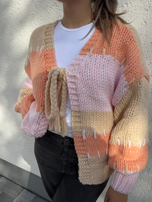 Grobstrick Cardigan mit geflochtener Schleife